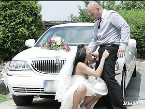 muddy bride takes her chauffeur's rod before her wedding